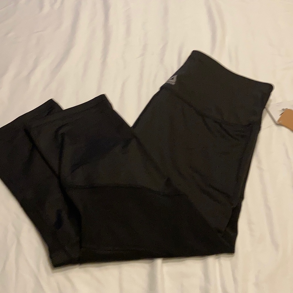 NWT Reebok Skinny Capri High Rise